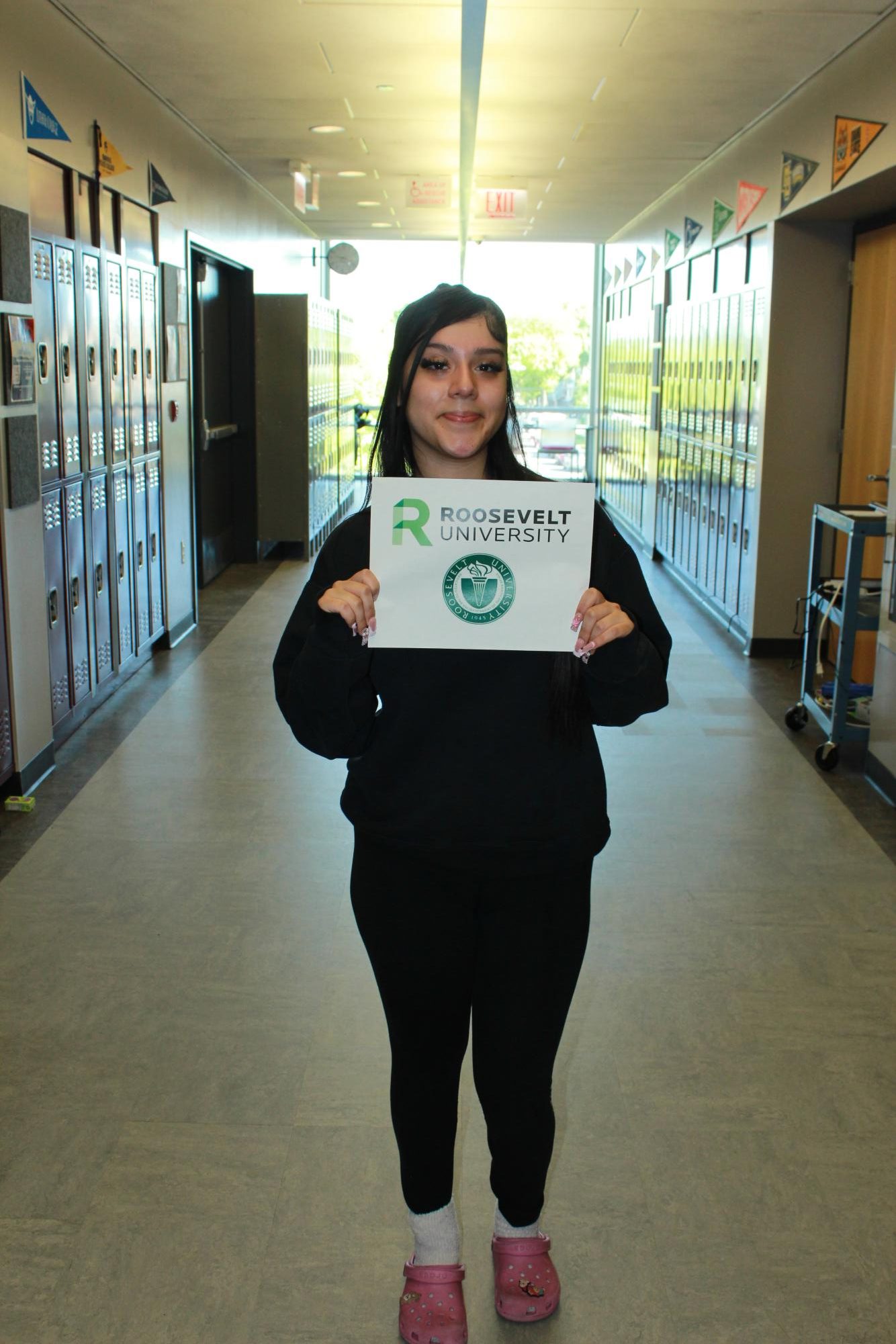 Seniors Celebrate Decision Day in College Seminar!