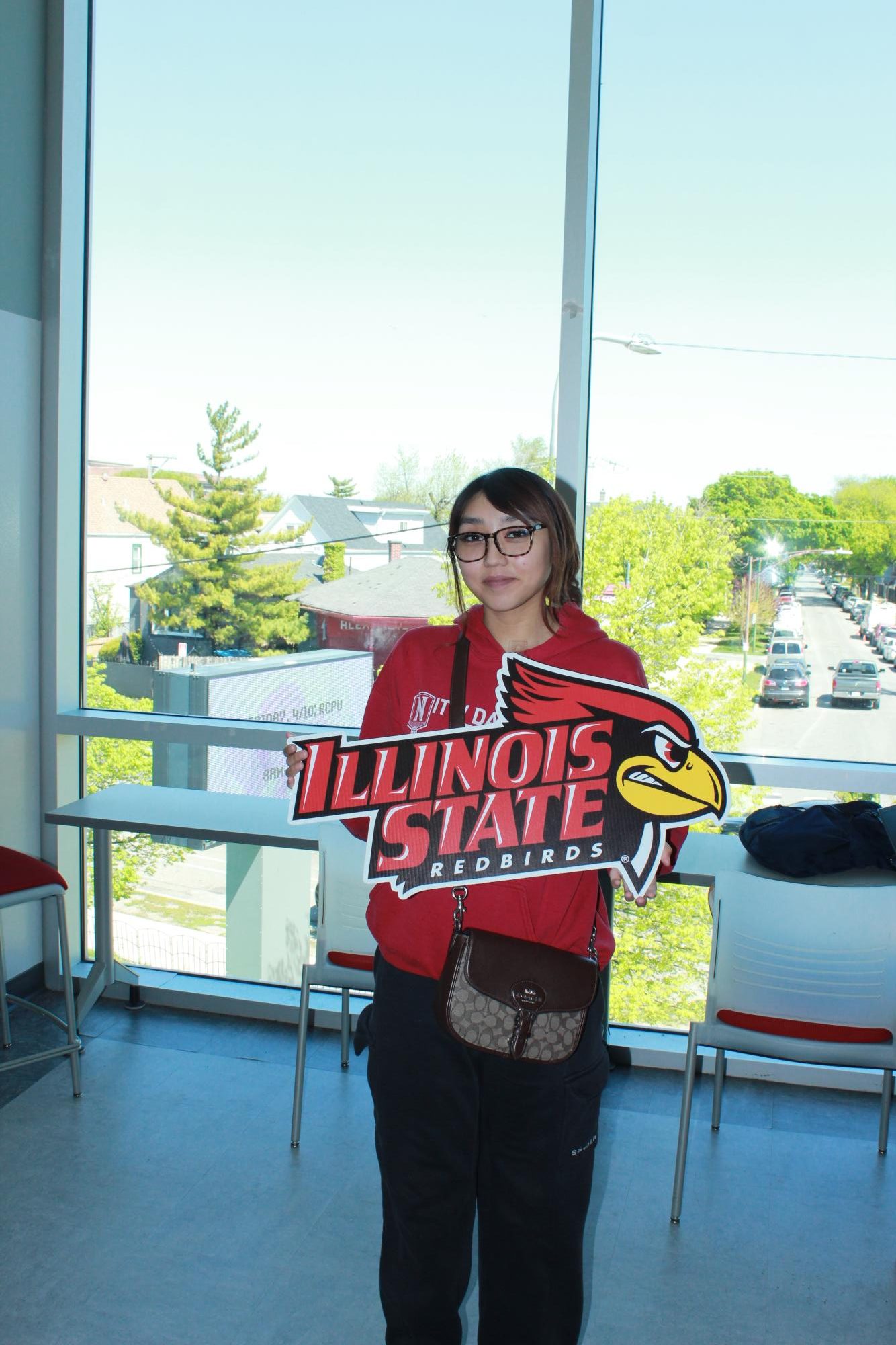 Seniors Celebrate Decision Day in College Seminar!