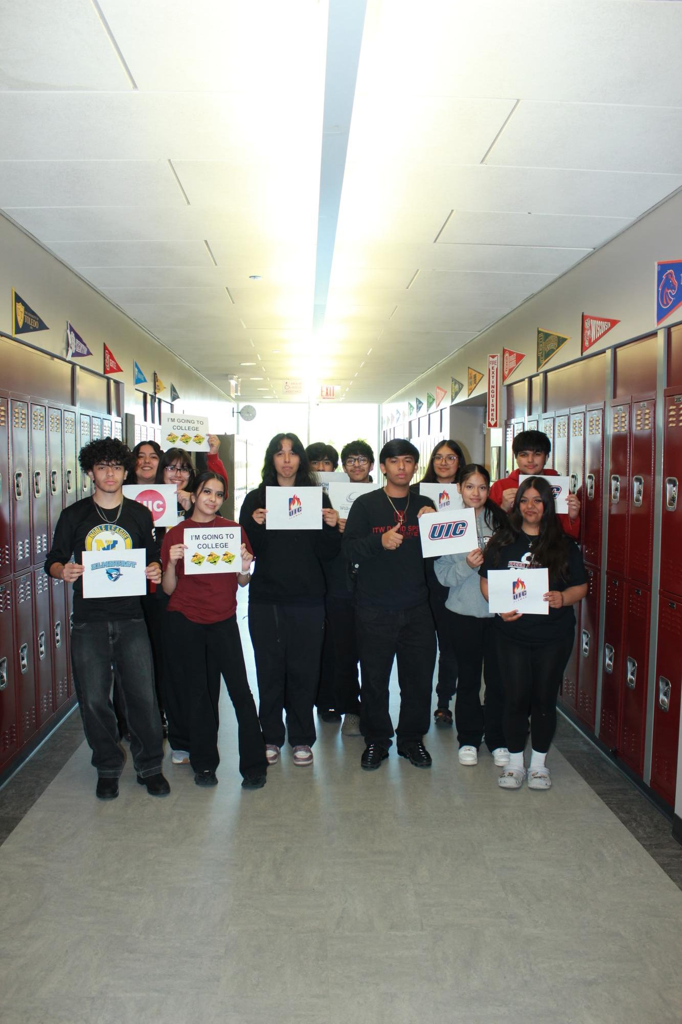 Seniors Celebrate Decision Day in College Seminar!