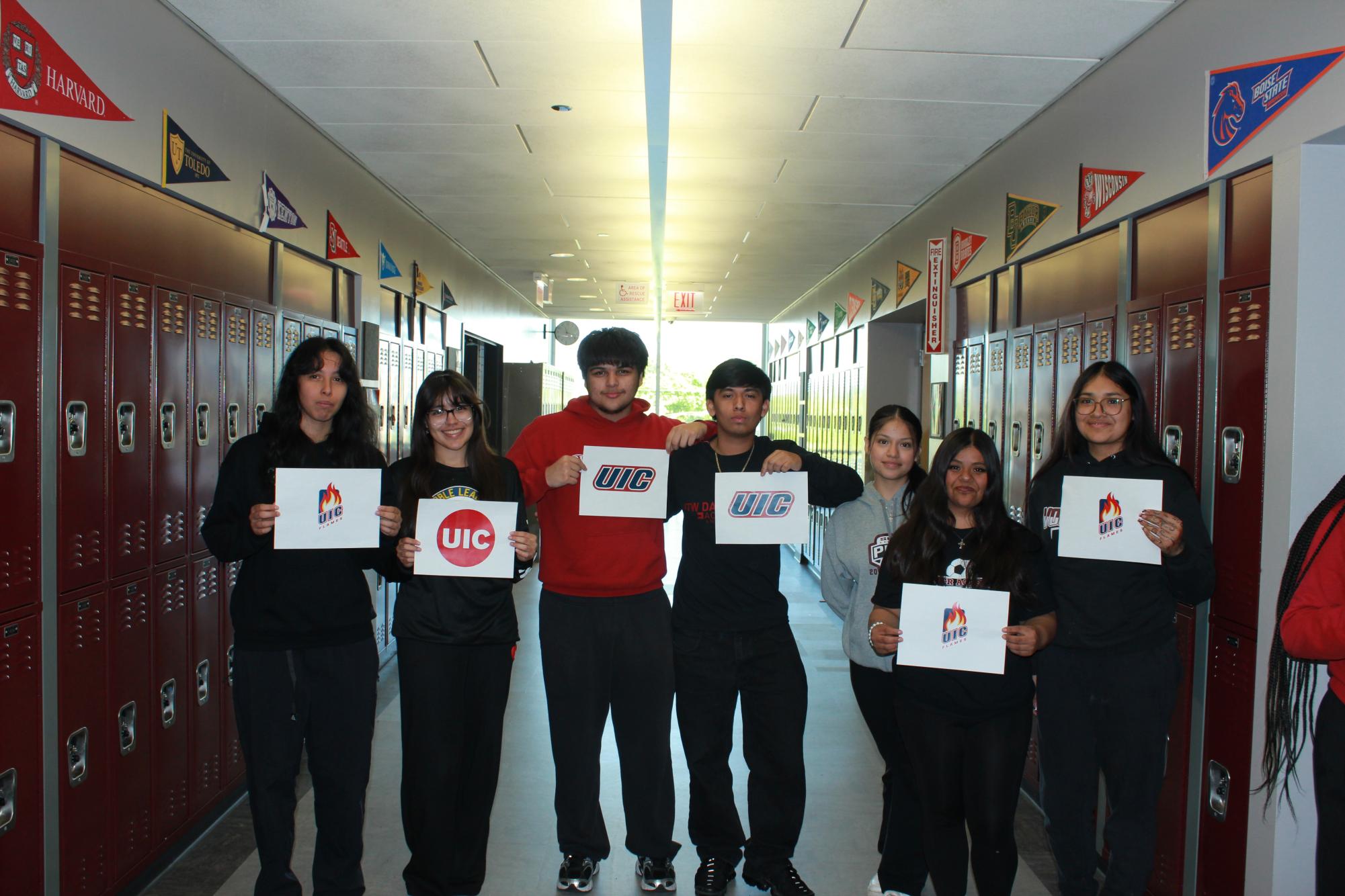 Seniors Celebrate Decision Day in College Seminar!