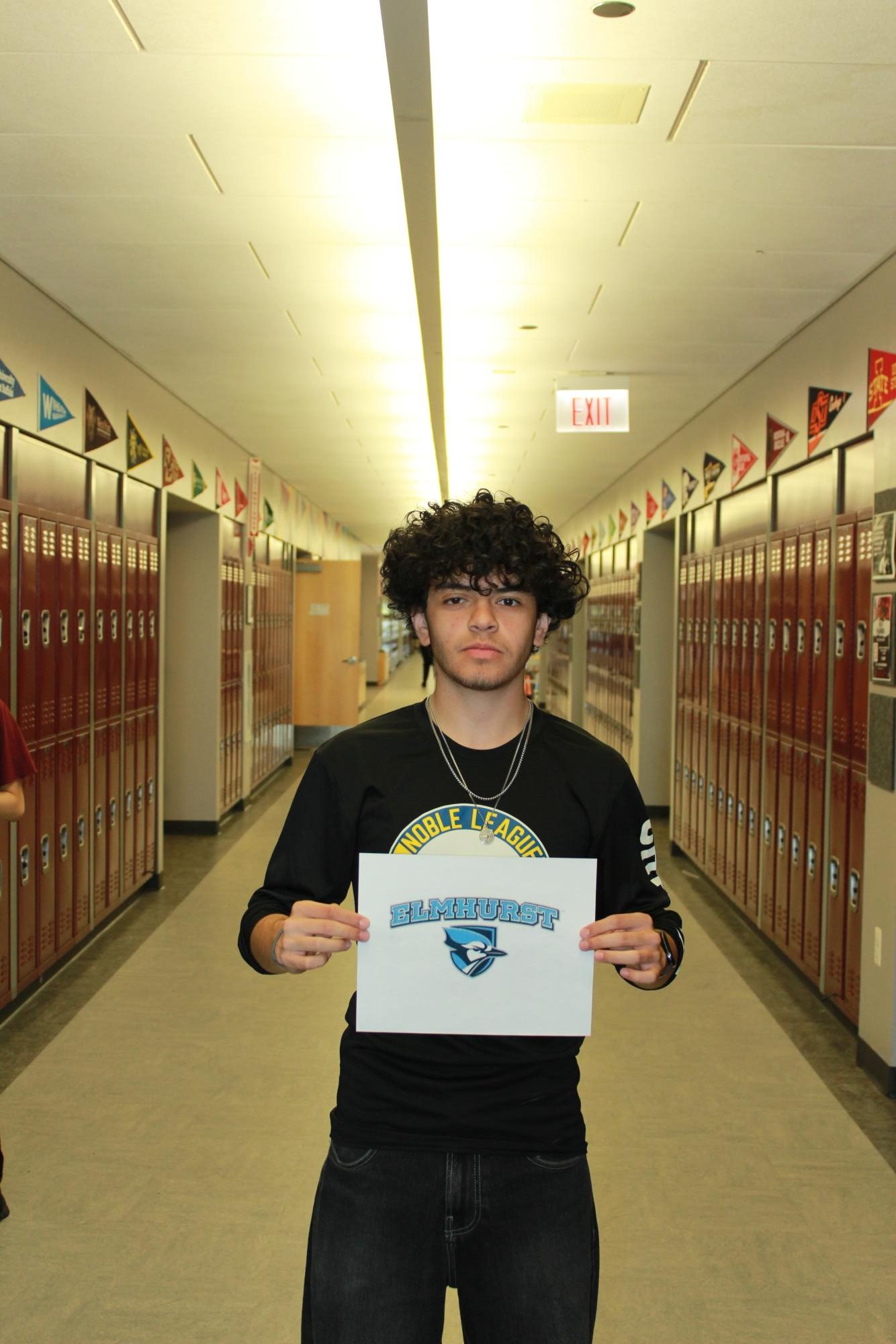 Seniors Celebrate Decision Day in College Seminar!