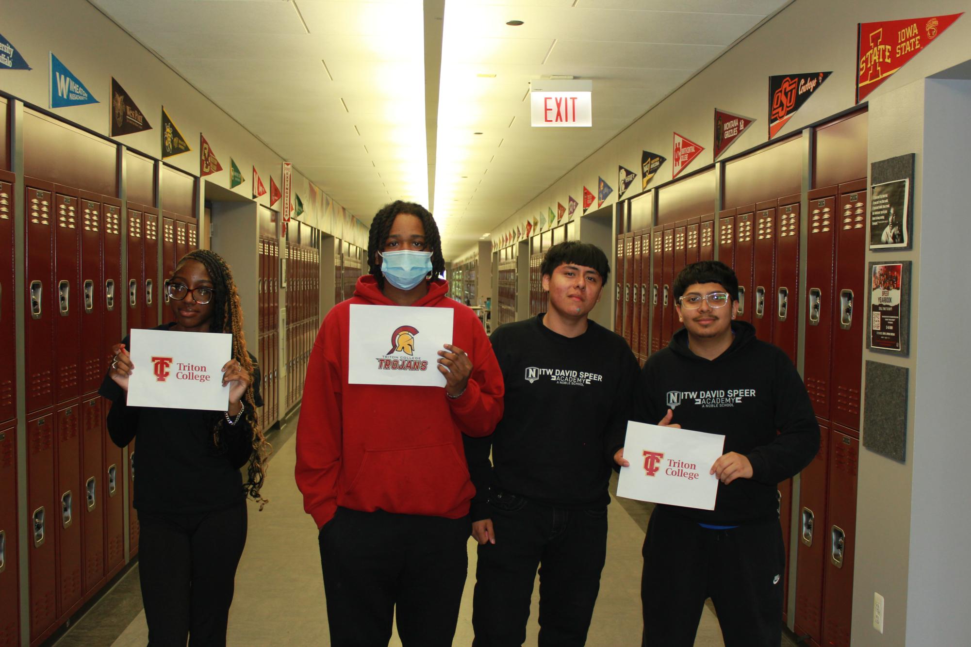 Seniors Celebrate Decision Day in College Seminar!