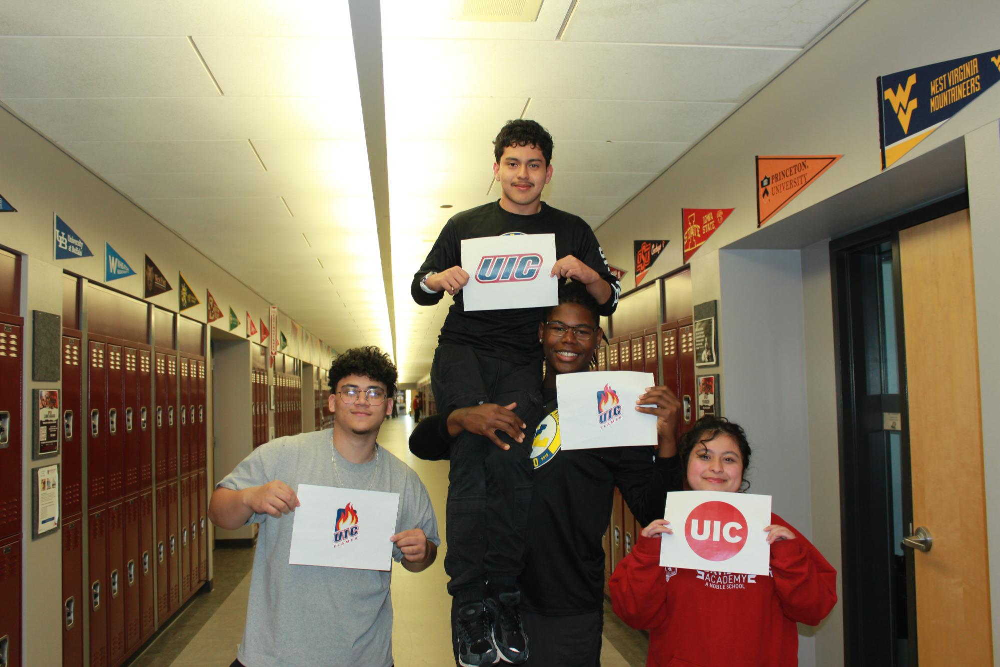 Seniors Celebrate Decision Day in College Seminar!