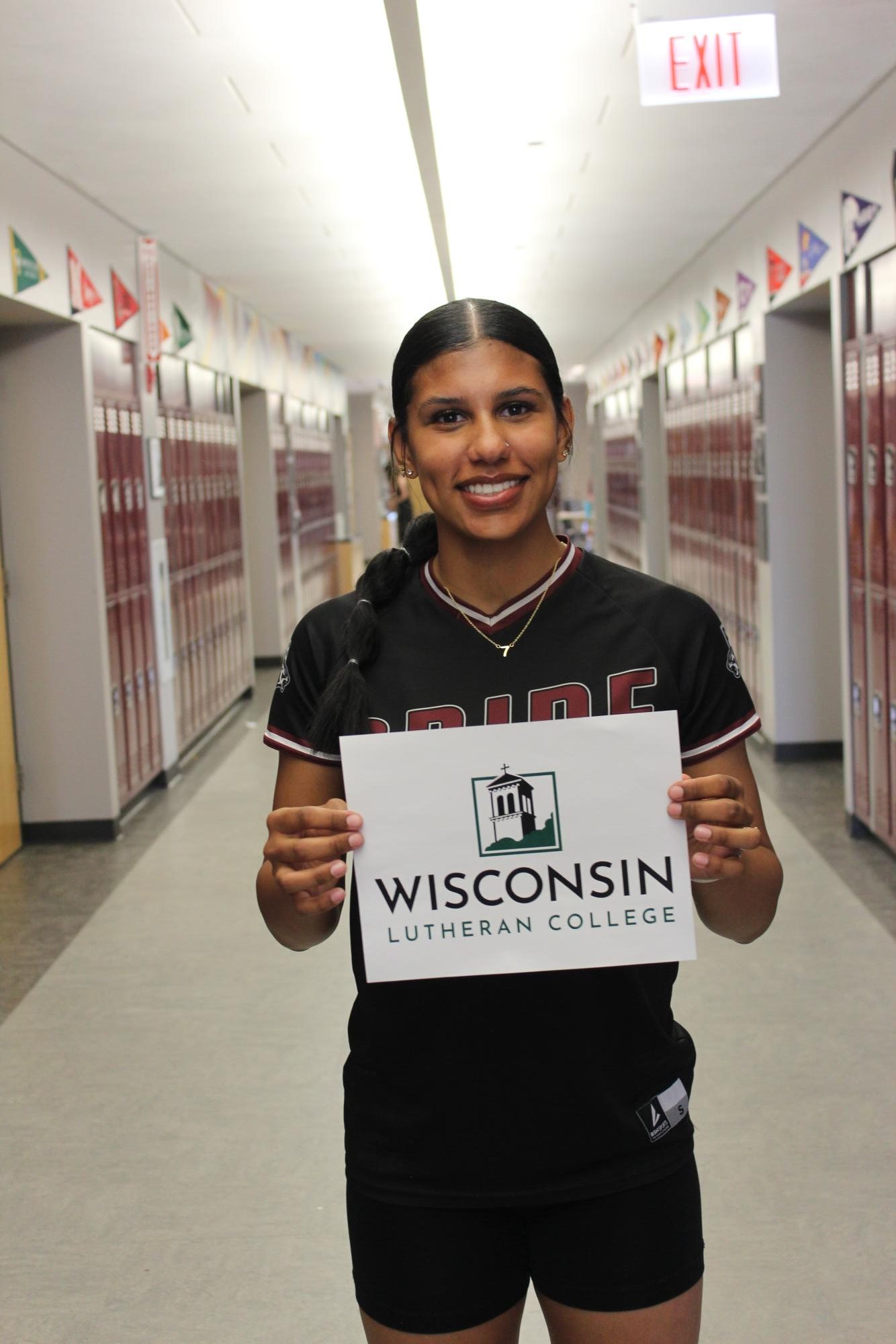 Seniors Celebrate Decision Day in College Seminar!